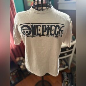 One Piece Graphic T-Shirt - Cream